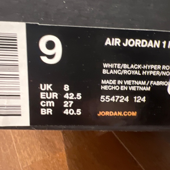 Air Jordan! Worn a few times red white blue and black size 9 - Picture 3 of 3
